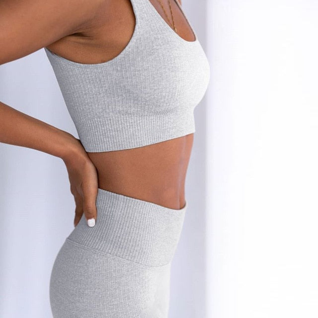 SEAMLESS HIGH RISE RIBBED YOGA SET