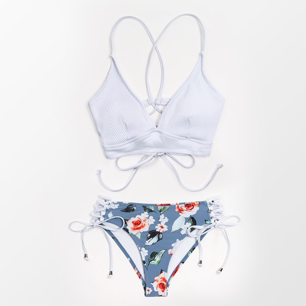 FLORAL MID WAIST V-NECK LACE