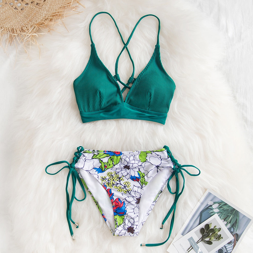 FLORAL MID WAIST V-NECK LACE