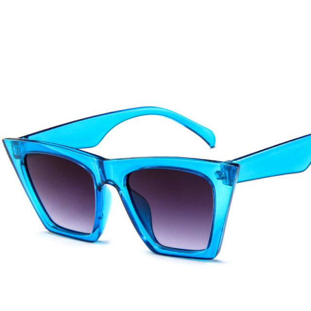 ICONIC RETRO FRAME SUNGLASSES